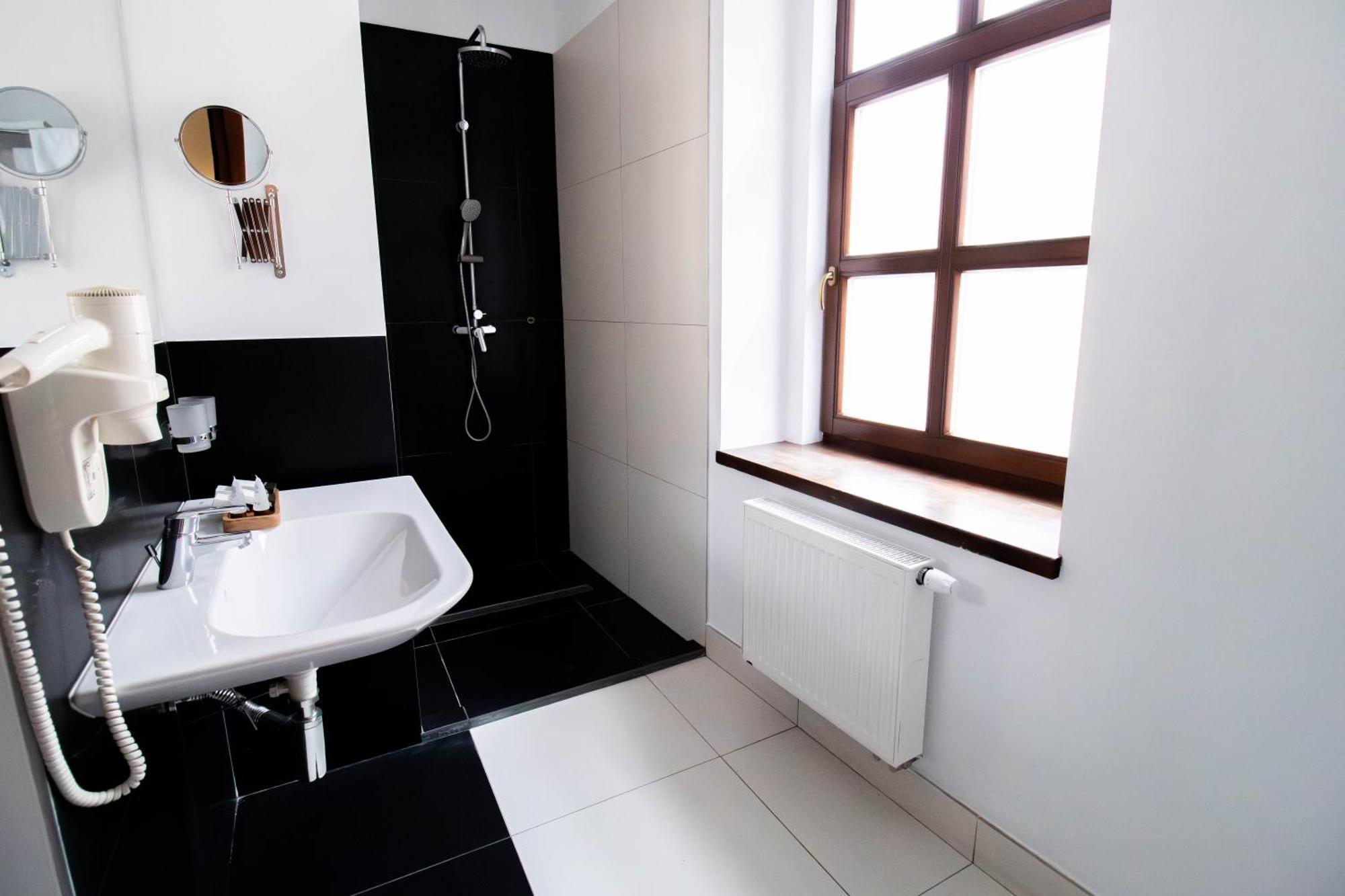 Hotel Ottimo Brasov Luaran gambar