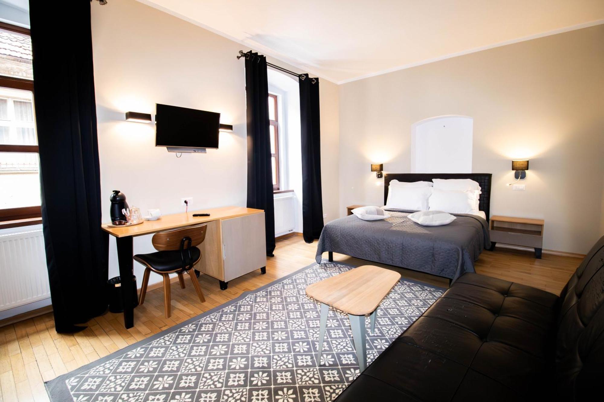Hotel Ottimo Brasov Luaran gambar