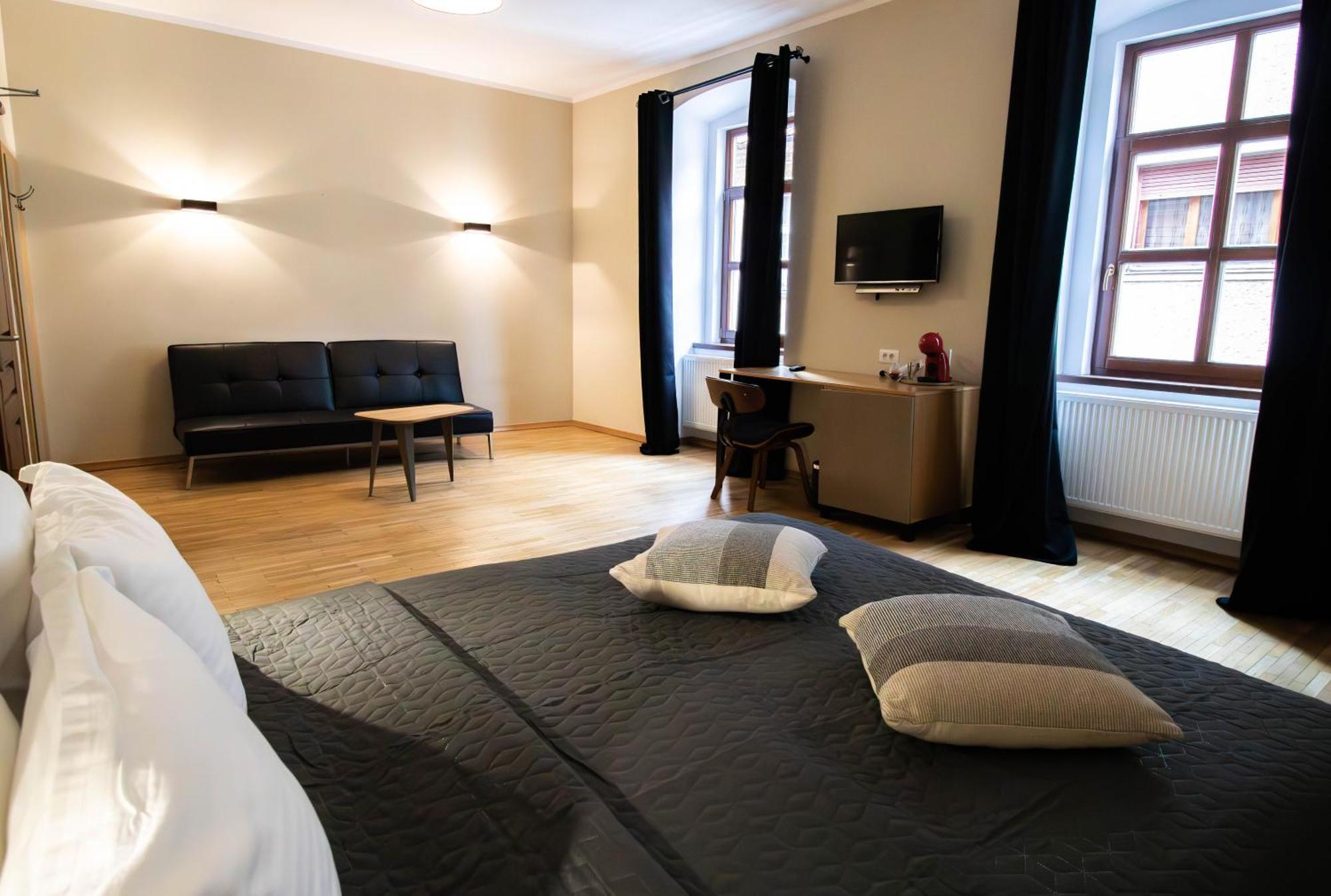 Hotel Ottimo Brasov Luaran gambar