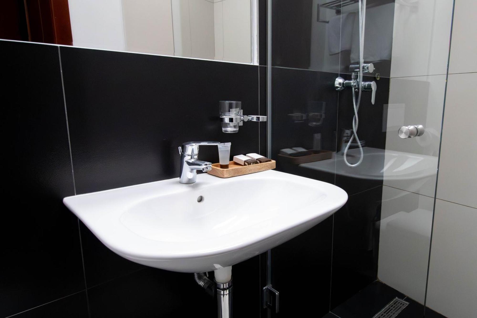 Hotel Ottimo Brasov Luaran gambar